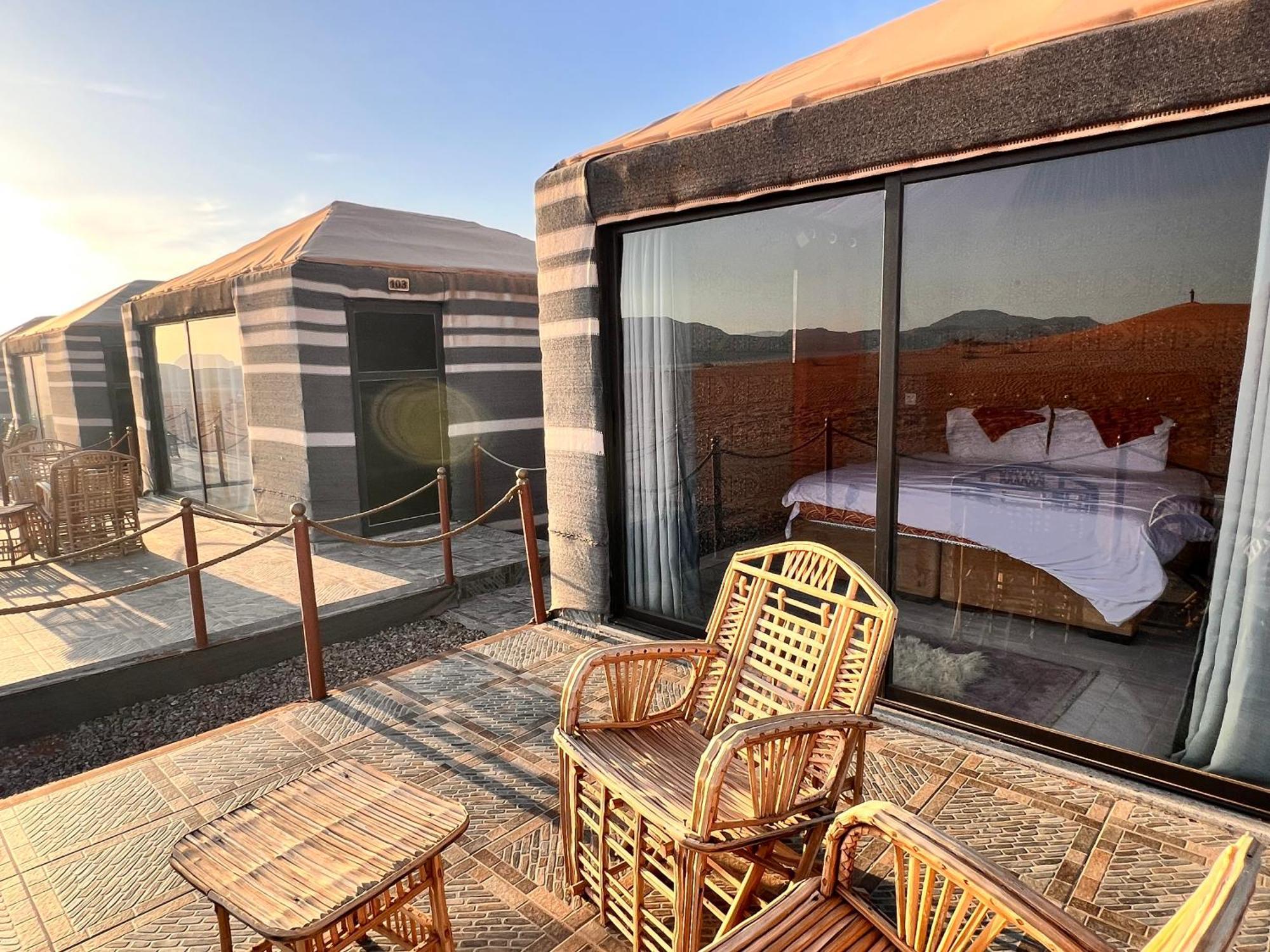 Wadi Rum Sky Tours & Camp Exterior foto